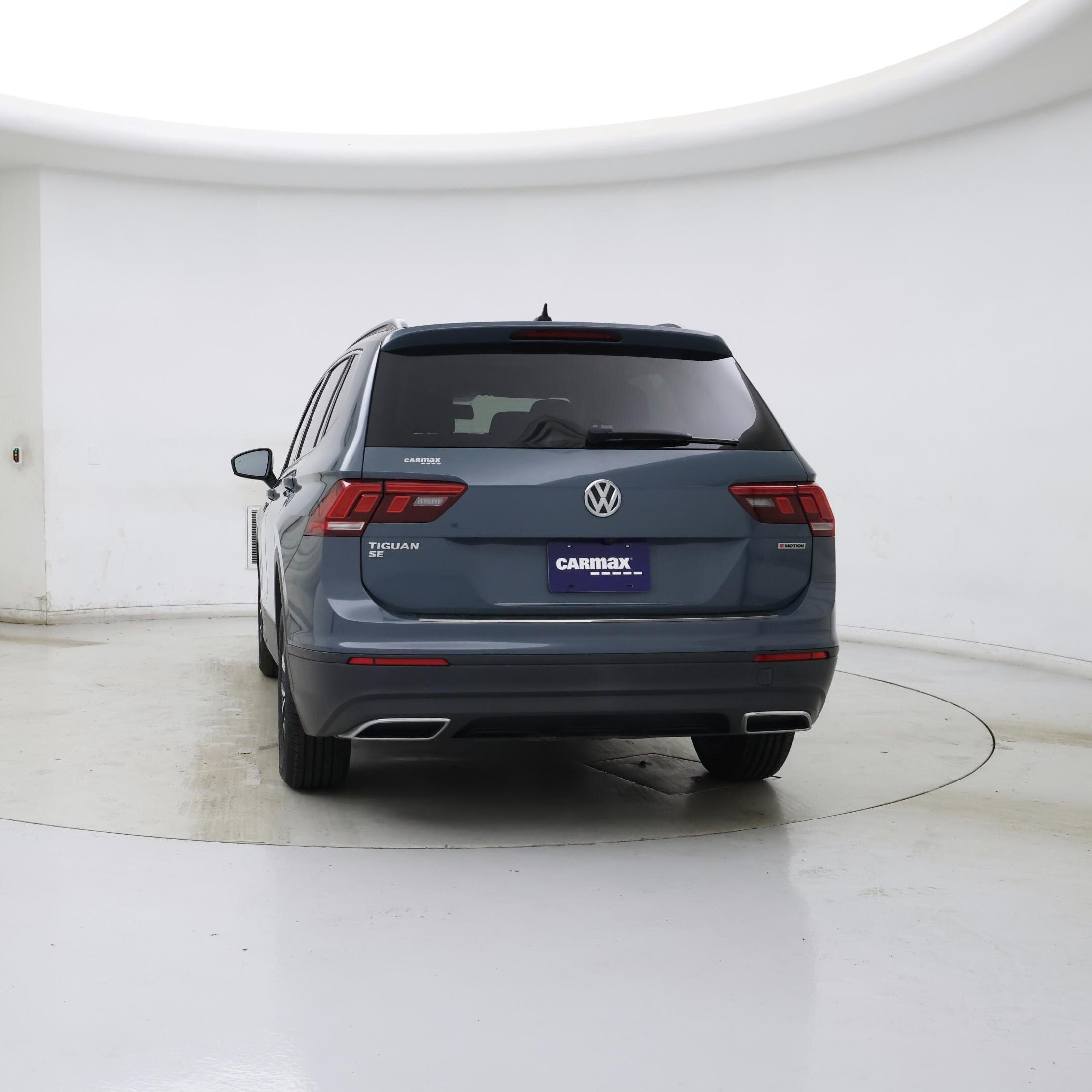 Thumbnail: 2019 Volkswagen Tiguan - 6