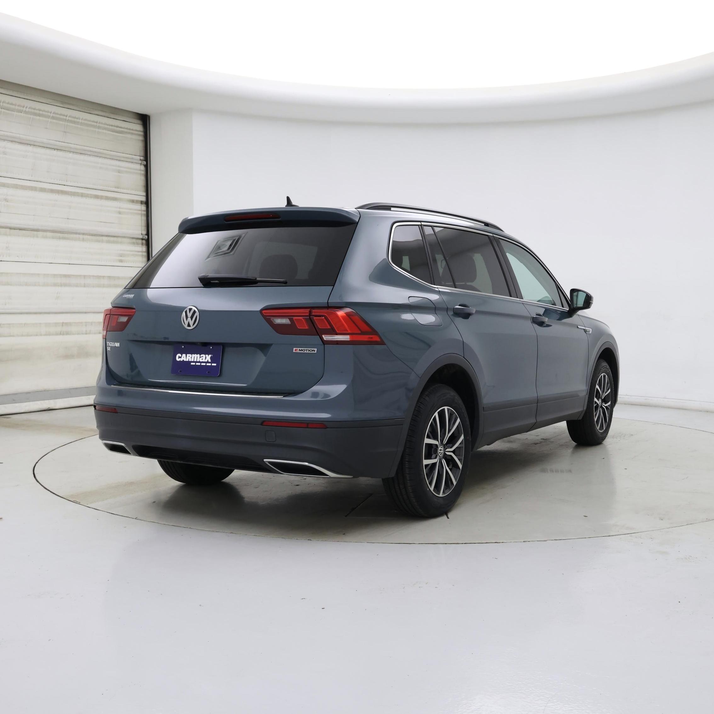 Thumbnail: 2019 Volkswagen Tiguan - 8