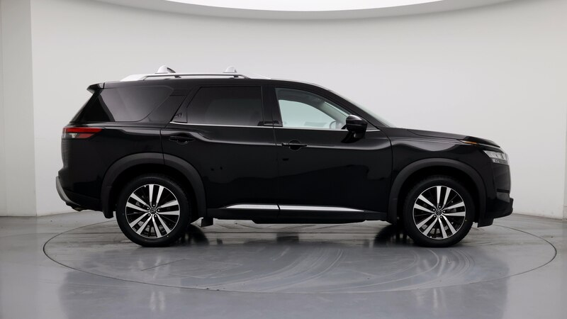 2023 Nissan Pathfinder Platinum 7