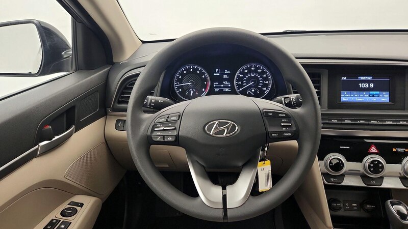 2019 Hyundai Elantra SE 10