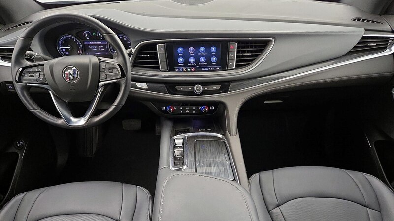 2023 Buick Enclave Essence 9