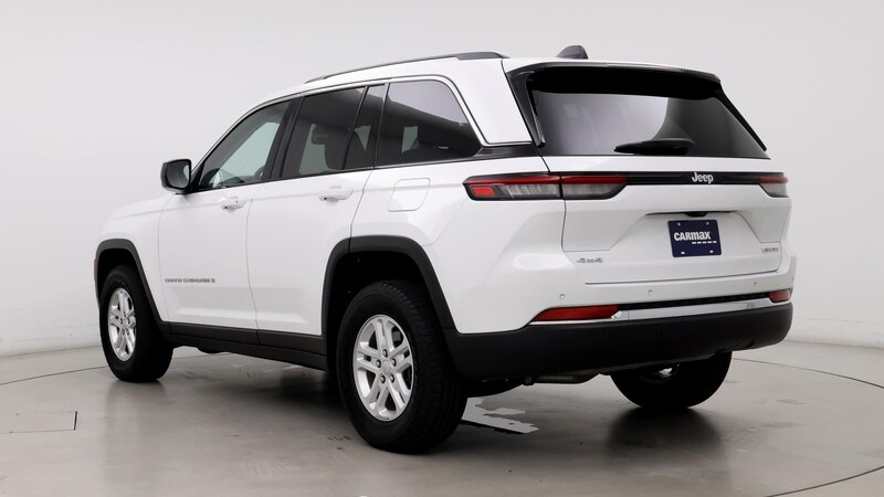 2023 Jeep Grand Cherokee Laredo 2