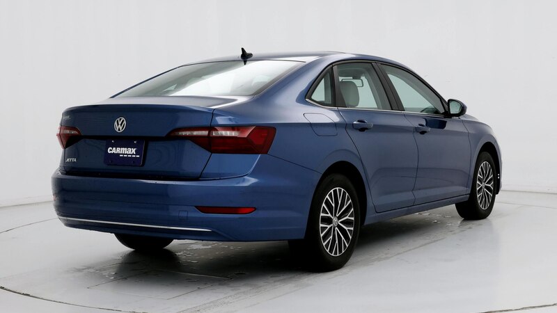 2020 Volkswagen Jetta SE 8