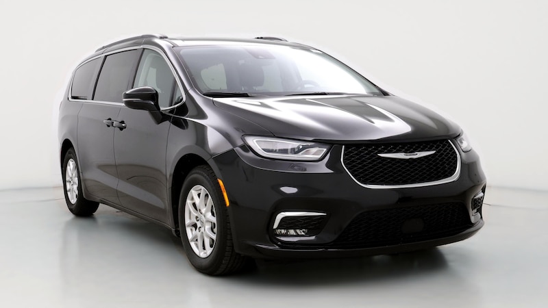 2022 Chrysler Pacifica Touring L Hero Image