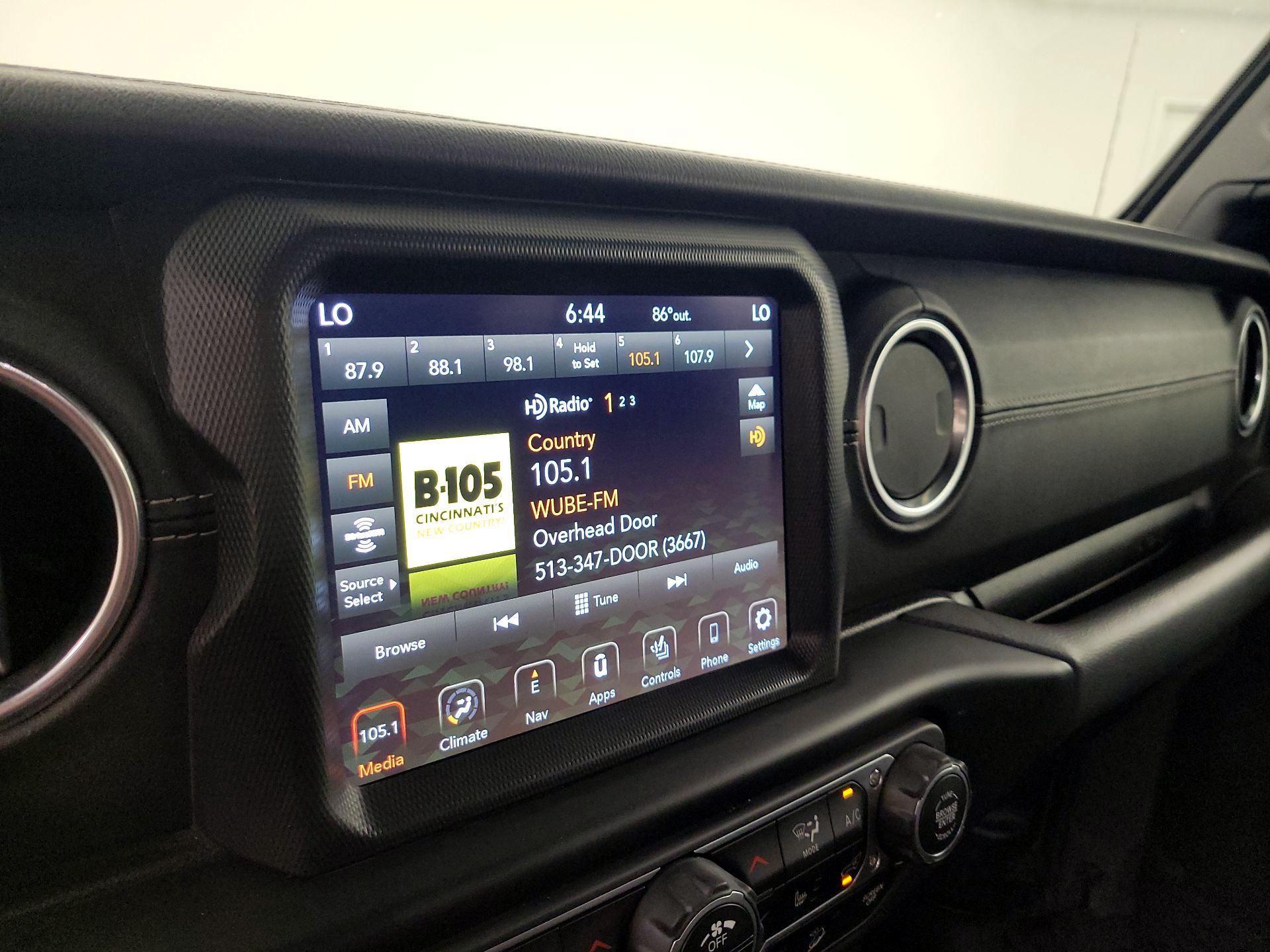 Thumbnail: 2021 Jeep Wrangler - 16