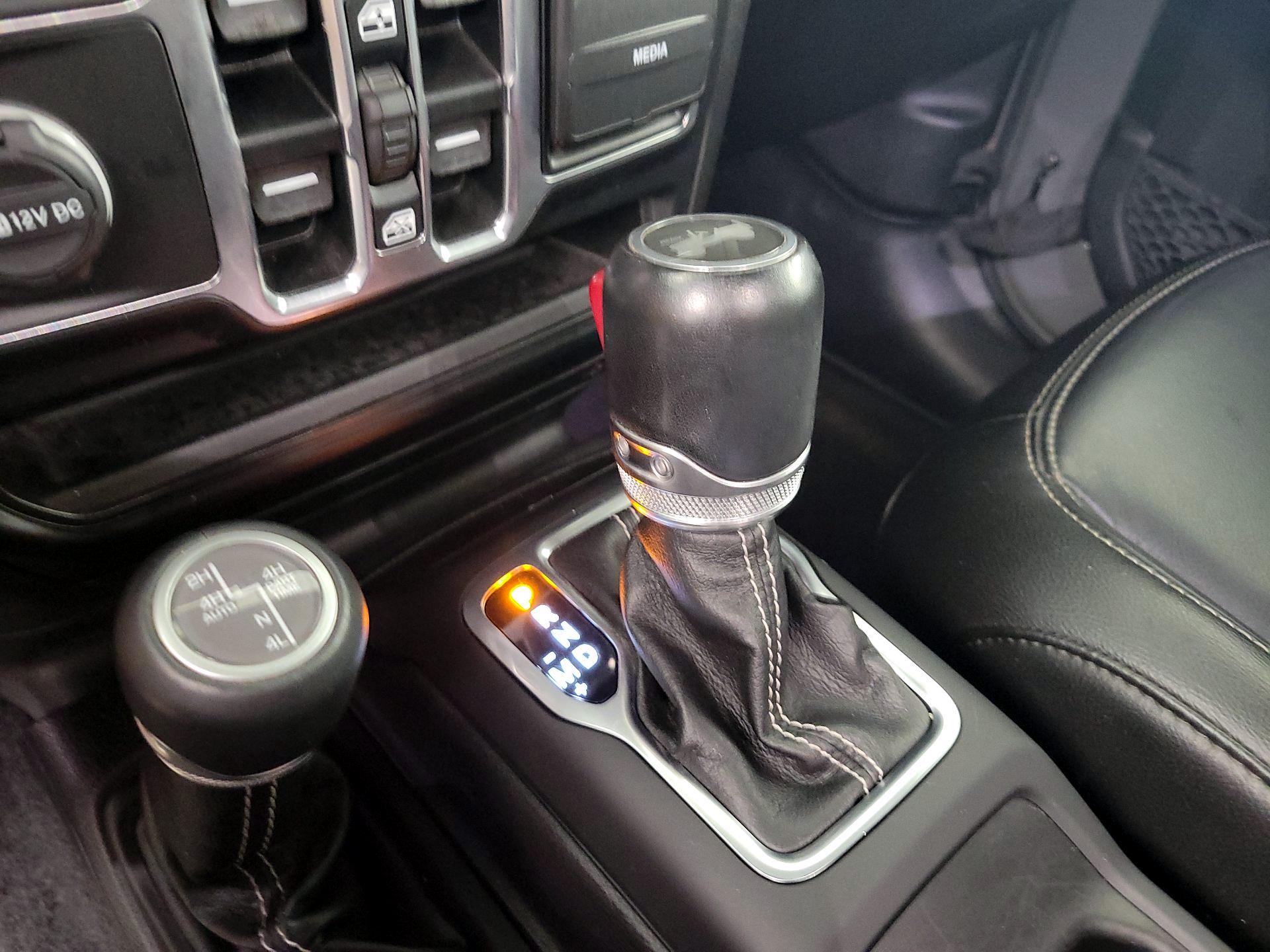 Thumbnail: 2021 Jeep Wrangler - 18