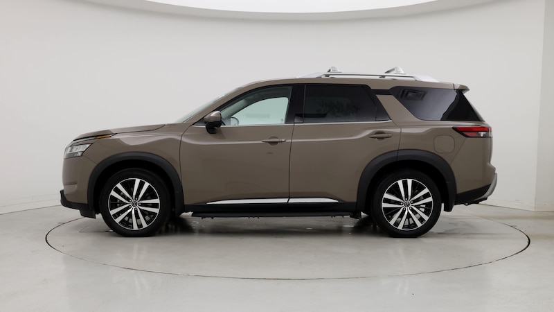 2023 Nissan Pathfinder Platinum 3