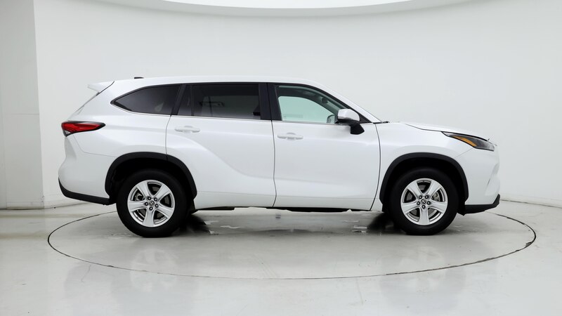 2023 Toyota Highlander L 7