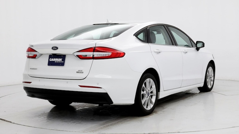 2020 Ford Fusion SE 8