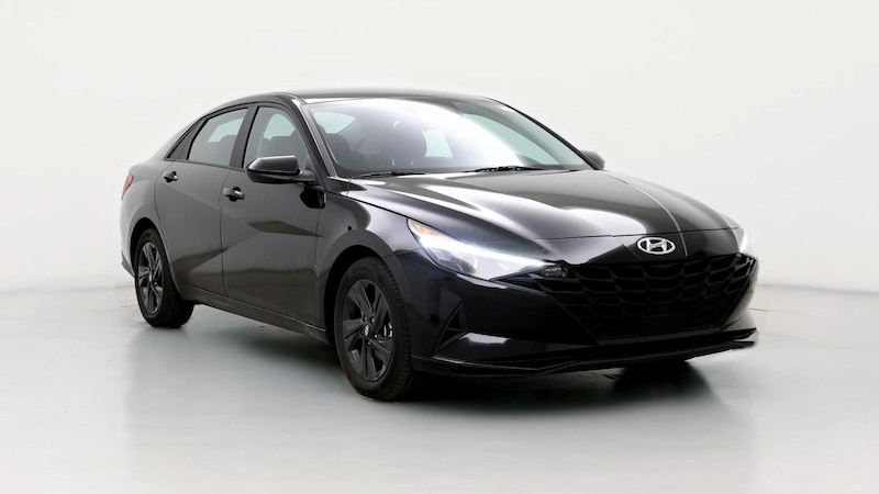 2022 Hyundai Elantra SEL Hero Image