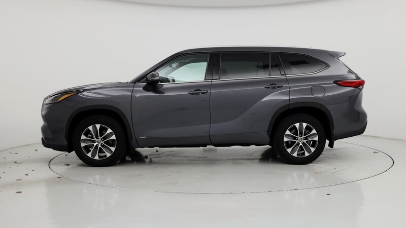 2022 Toyota Highlander XLE 3