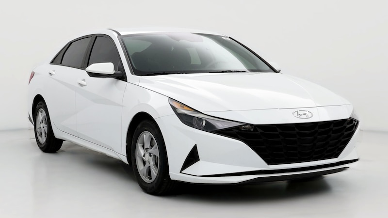 2021 Hyundai Elantra SE Hero Image