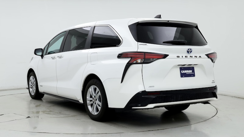 2021 Toyota Sienna XSE 2