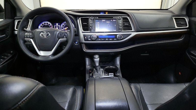 2015 Toyota Highlander Limited 9