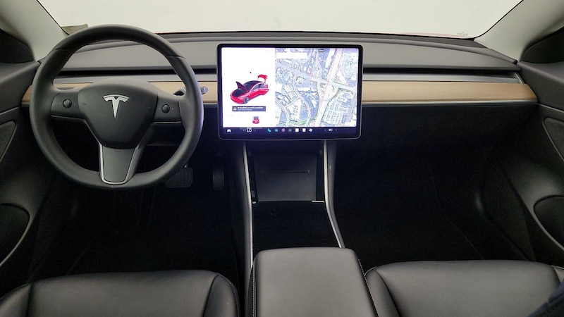 2020 Tesla Model 3 Standard Range 9