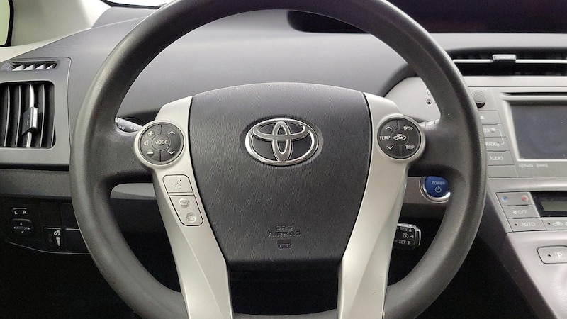 2015 Toyota Prius Three 10