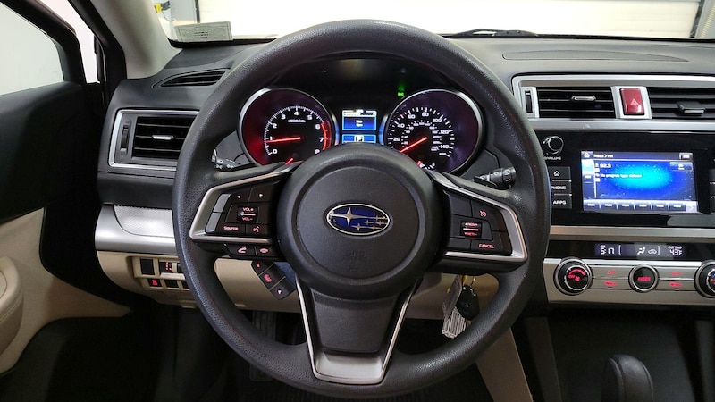 2018 Subaru Outback 2.5i 10