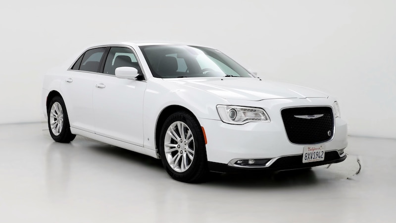 2019 Chrysler 300 Touring Hero Image