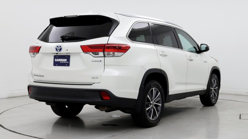 2019 Toyota Highlander XLE 8