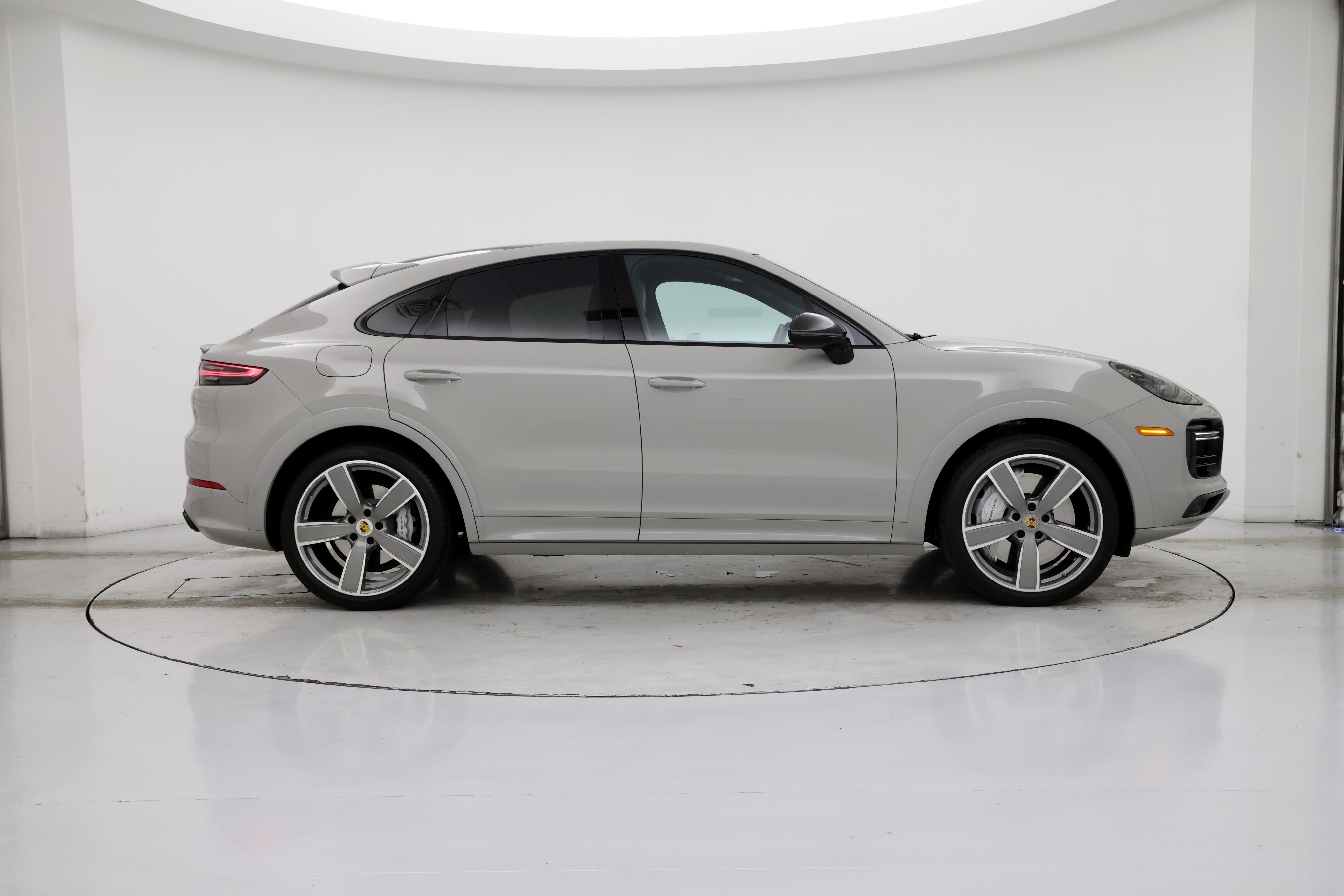 Thumbnail: 2021 Porsche Cayenne - 7