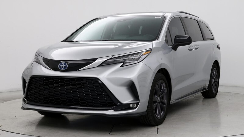 2022 Toyota Sienna XSE 4