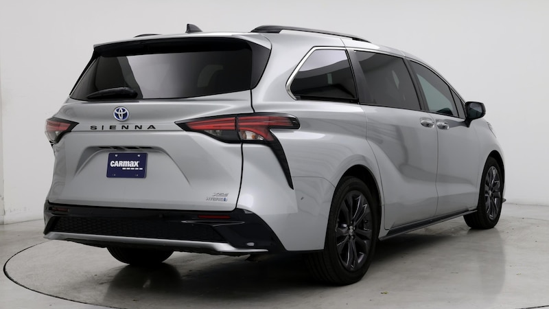 2022 Toyota Sienna XSE 8