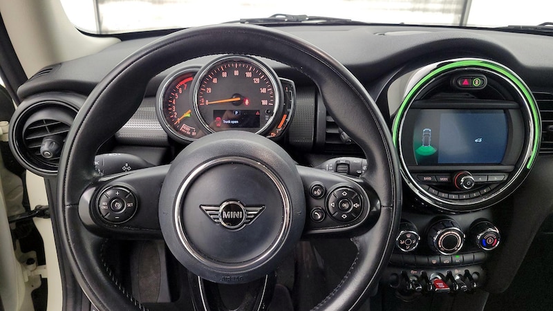 2021 MINI Cooper Hardtop  10