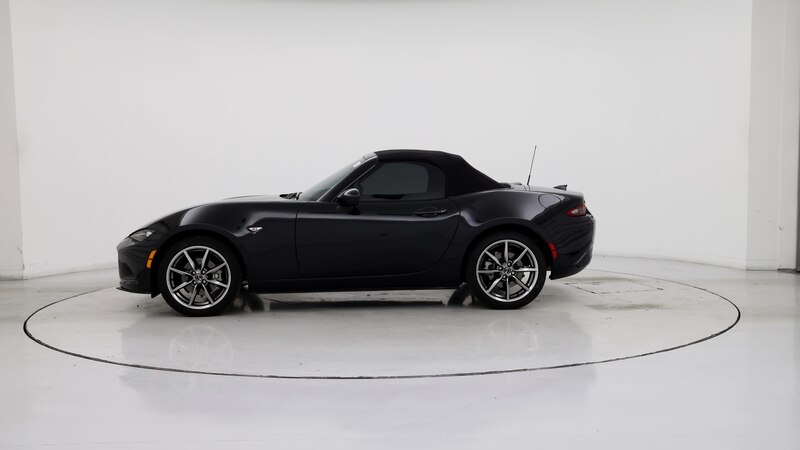 2022 Mazda MX-5 Miata Grand Touring 3