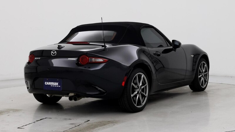 2022 Mazda MX-5 Miata Grand Touring 8