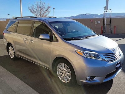 2017 Toyota Sienna Limited -
                Roseville, CA