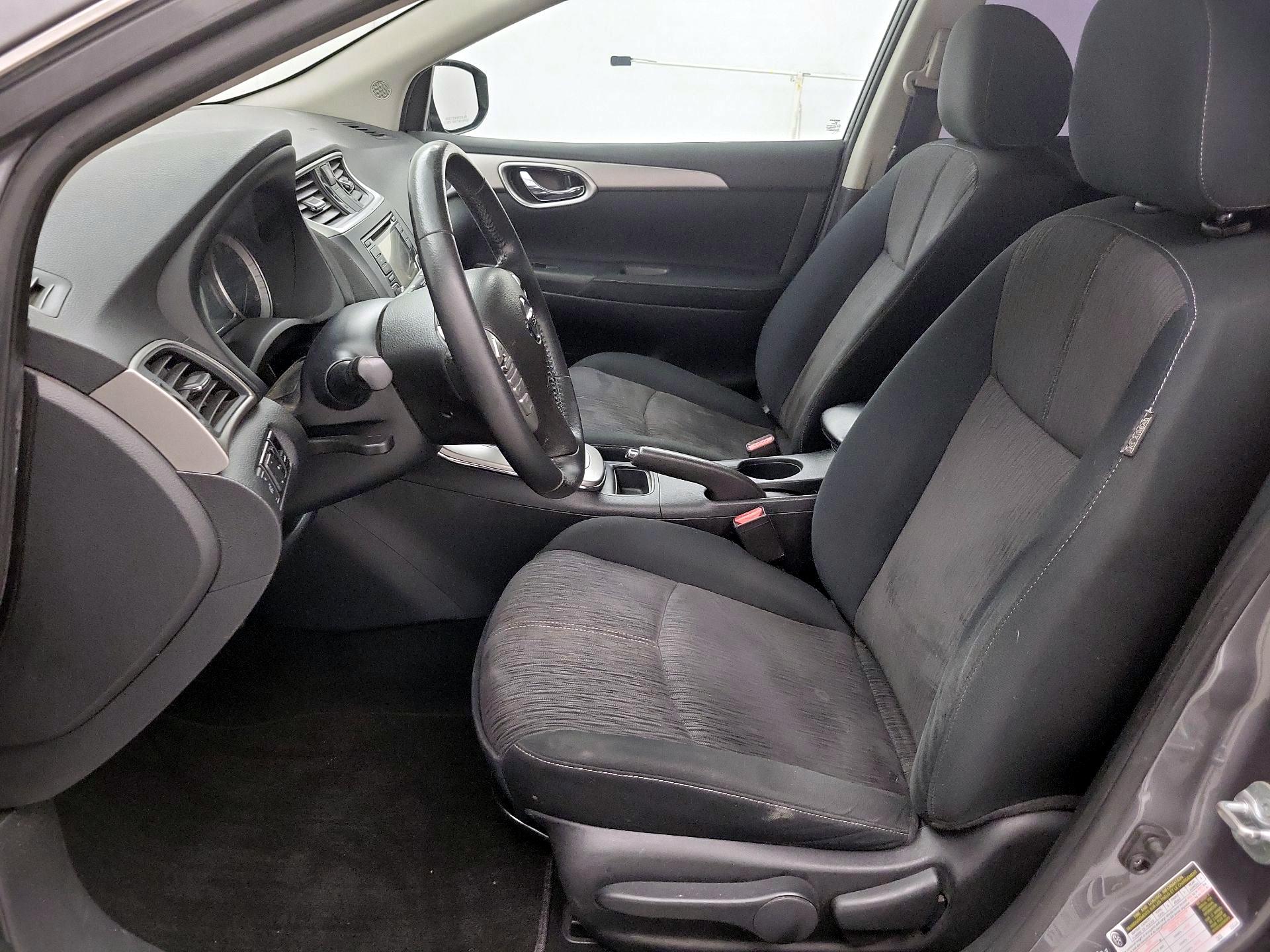 Thumbnail: 2015 Nissan Sentra - 11