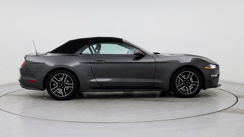 2020 Ford Mustang  7