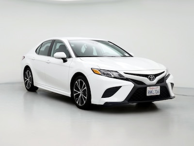 2020 Toyota Camry SE -
                Los Angeles, CA