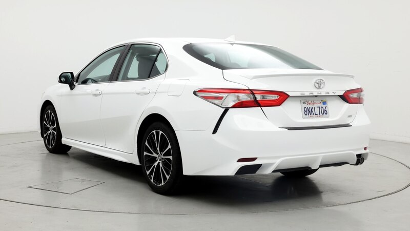 2020 Toyota Camry SE 2