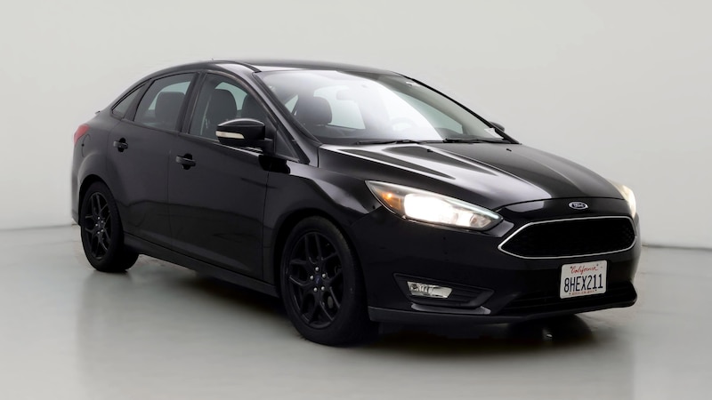 2015 Ford Focus SE Hero Image