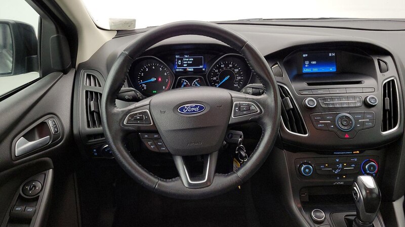 2015 Ford Focus SE 10