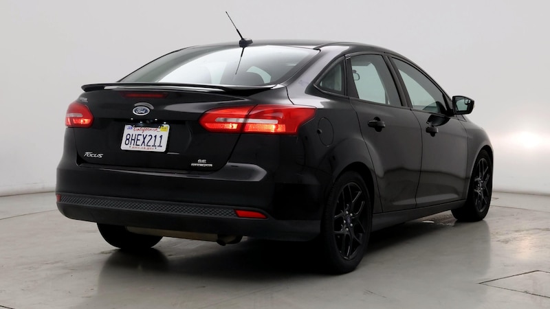 2015 Ford Focus SE 8