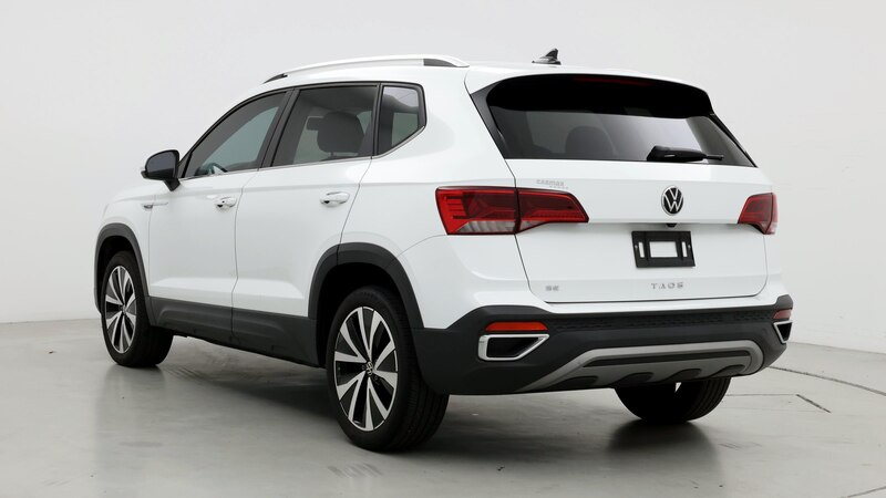 2022 Volkswagen Taos SE 2