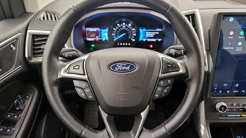 2023 Ford Edge Titanium 10