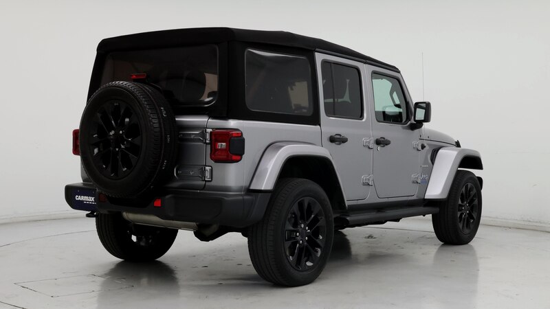 2021 Jeep Wrangler Unlimited Sahara 8