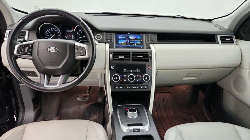 2016 Land Rover Discovery Sport SE 9