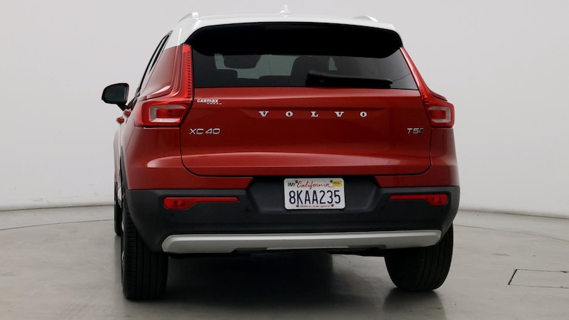 2019 Volvo XC40 T5 Momentum 6