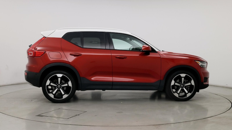 2019 Volvo XC40 T5 Momentum 7