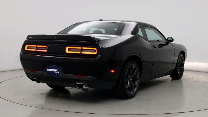 2020 Dodge Challenger SXT 8