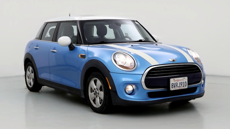 2017 MINI Cooper Hardtop  Hero Image