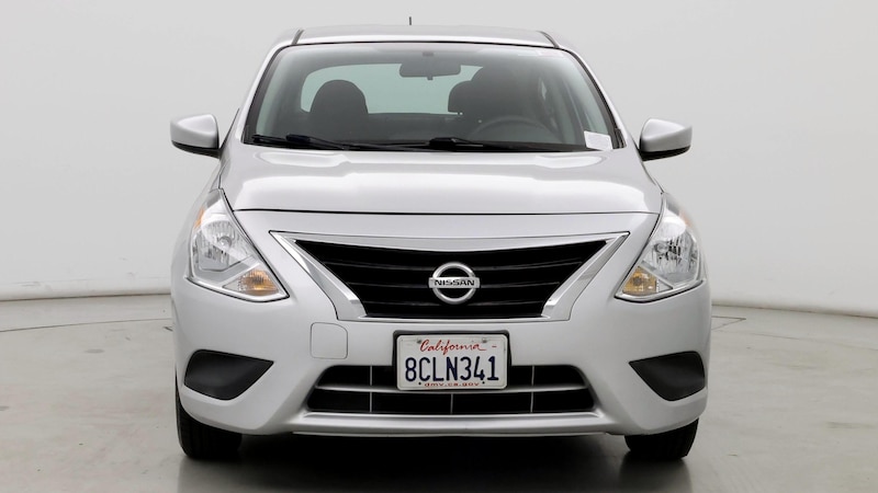 2018 Nissan Versa SV 5