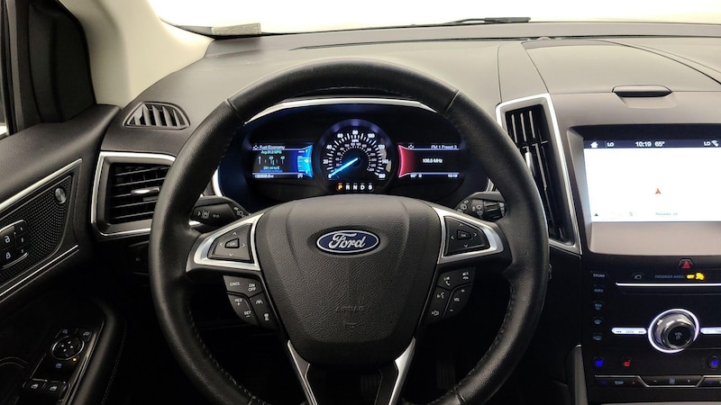 2019 Ford Edge Titanium 10