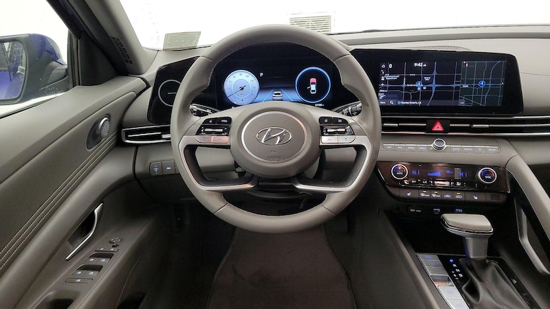 2023 Hyundai Elantra SEL 10