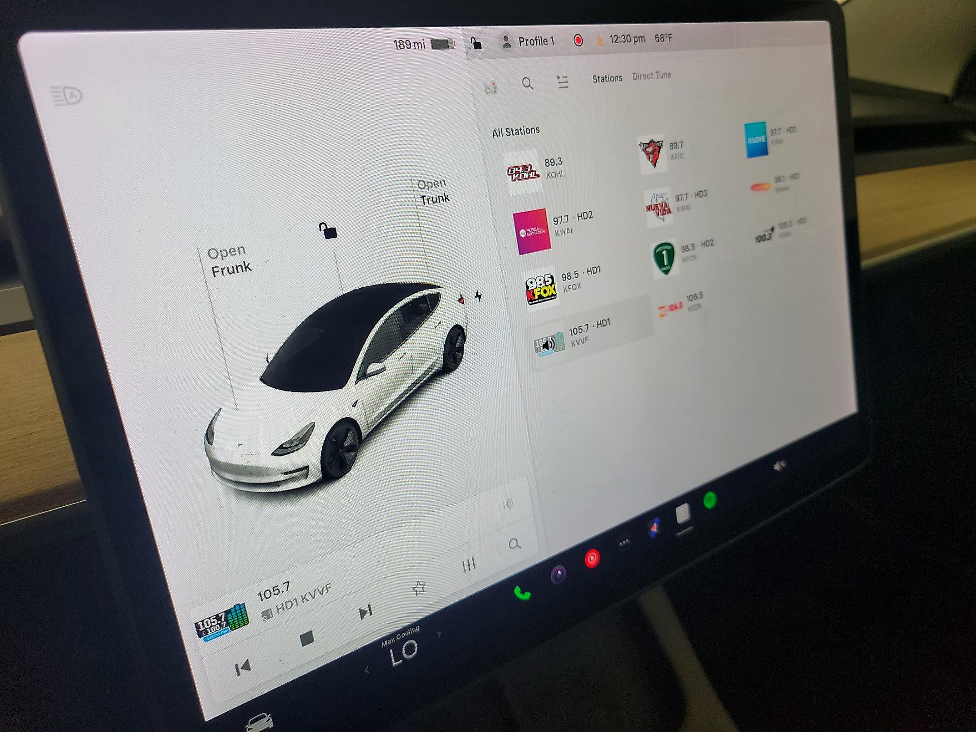 Thumbnail: 2021 Tesla Model 3 - 15