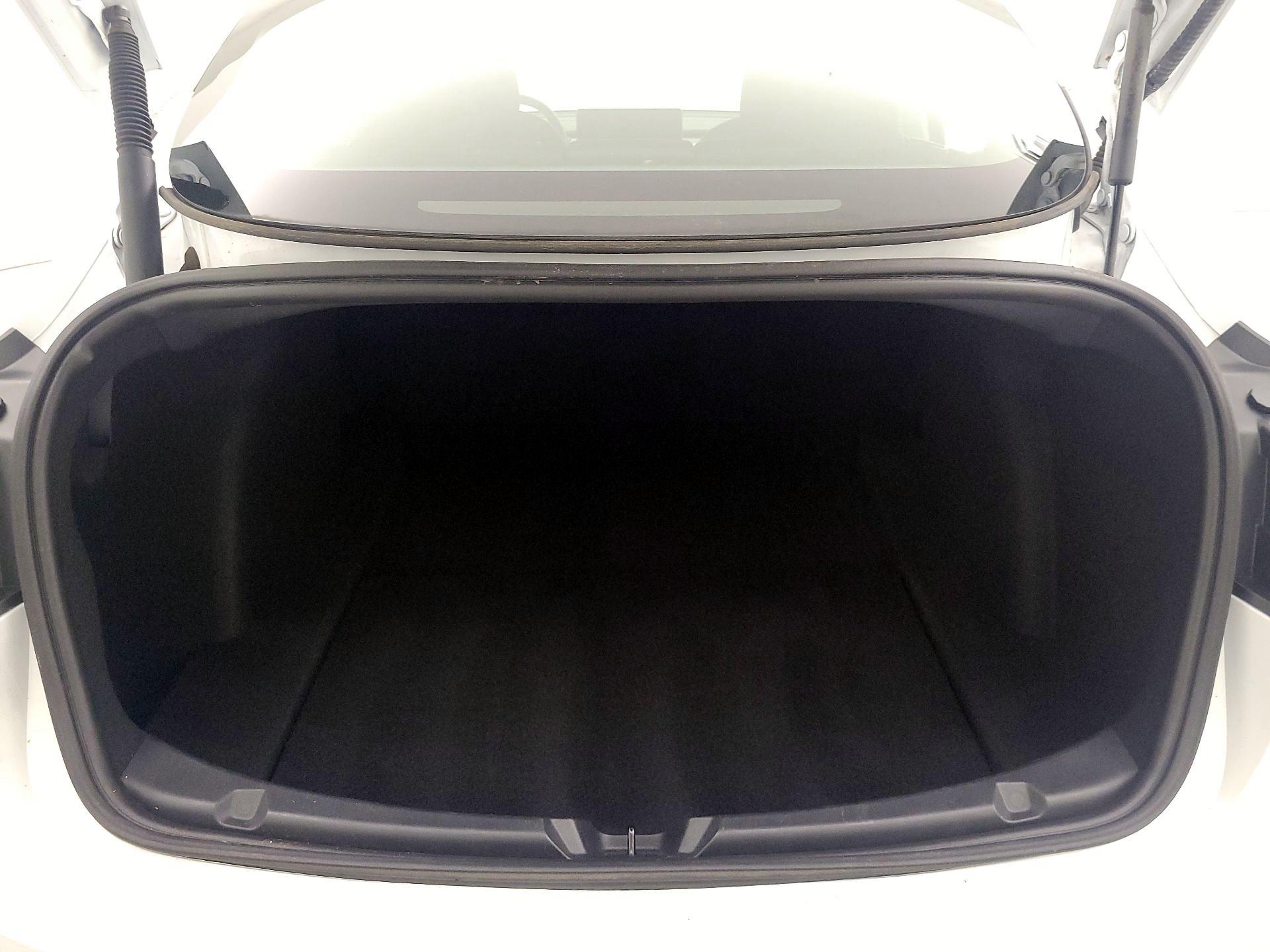 Thumbnail: 2021 Tesla Model 3 - 19